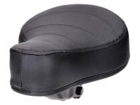Sadel / sits platt, svart, fjädrad med Puch-bokstäver för Puch-moped
